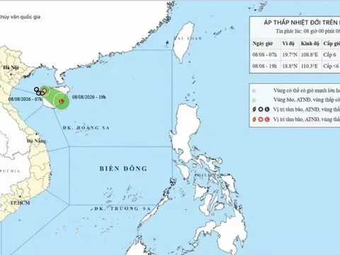 Áp thấp nhiệt đới trên Vịnh Bắc Bộ, liệu có mạnh lên thành bão?
