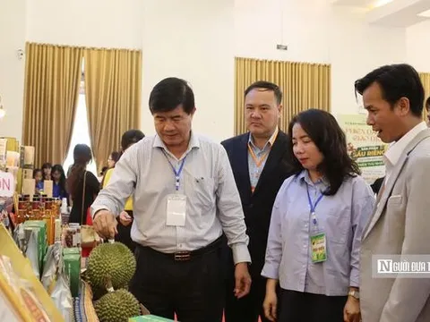 Lễ hội Sầu riêng Đắk Lắk 2026: Nữ bí thư xã cùng livestream bán hàng cho người dân, doanh nghiệp