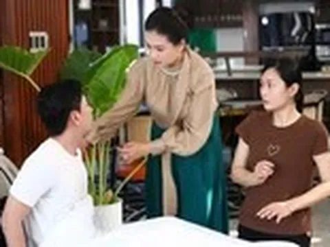 Đắt sô nghề diễn viên quần chúng 'thấy hình không thấy tiếng'
