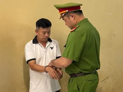 Bắt Trưởng ban quản lý chung cư ở TPHCM lừa đảo bán nhà tái định cư