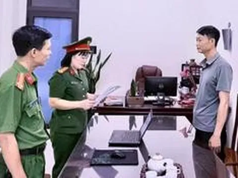 Công nhân ngã từ cột điện xuống đất tử vong, cai thầu bị khởi tố