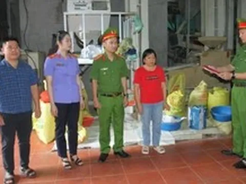 Khởi tố giám đốc công ty và chủ cửa hàng bán gạo 'nhái' Séng Cù Mường Khương
