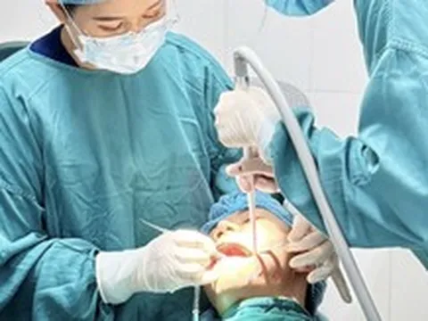 Tuổi thọ của răng giả thường kéo dài bao lâu?