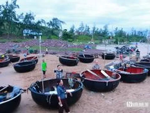 Bỏ túi tiền triệu nhờ nghề “thức cùng biển đêm” ở xứ Nghệ