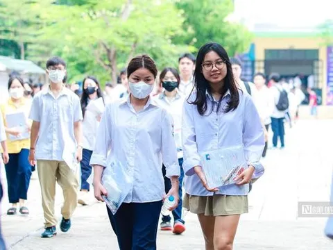 Điểm chuẩn 2026: Xuất hiện ngành lấy tuyệt đối 30/30, nhóm ngành STEM điểm tăng vọt