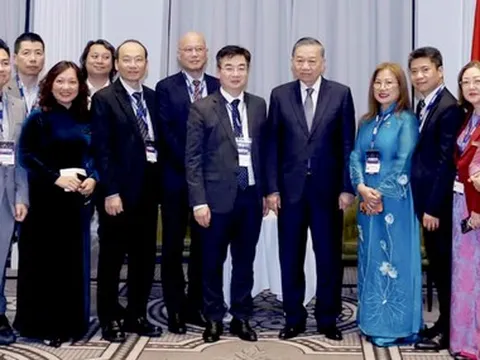 Tổng Bí thư, Chủ tịch nước mong kiều bào trí thức tại Úc làm cầu nối phát triển 'lực lượng sản xuất mới'