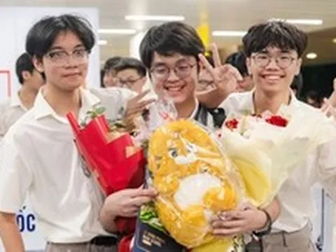 Nam sinh lớp 10 Trường chuyên Lê Hồng Phong, TP.HCM đoạt huy chương đồng Olympic AI quốc tế