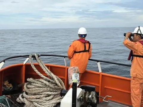 Vụ 4 người bị sóng cuốn ở Sơn Trà: Mở rộng tìm kiếm 2 người mất tích