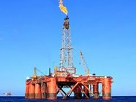 Các doanh nghiệp 'dòng P' nắm giữ gần 7 tỉ USD tiền mặt, PVOil lỗ trong quý 2