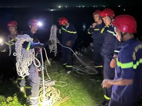 Nữ sinh viên rơi xuống vực sâu khi chụp ảnh ở bán đảo Sơn Trà