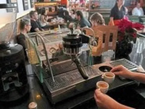Gen Z: Cơ hội để ngành cà phê làm mới mình