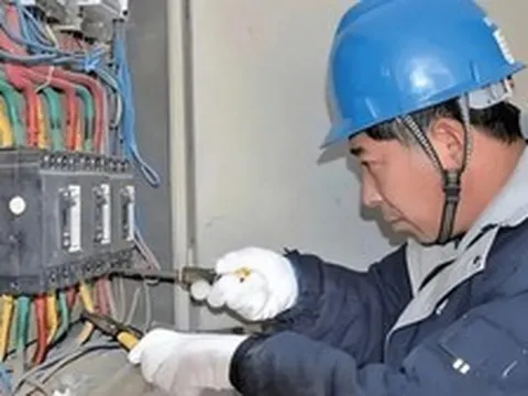 Biệt thự 200m² mở điều hòa cả ngày nhưng tiền điện chỉ 1,1 triệu đồng/tháng, cảnh sát đến kiểm tra thì phát hiện cảnh tượng khó tin