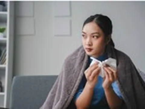 Viêm mũi dị ứng ‘dễ nhầm’ cảm lạnh mùa mưa