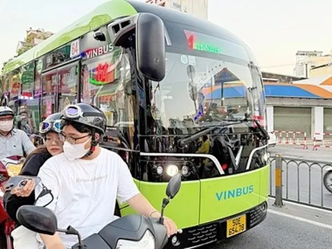 TP.HCM ưu tiên mở tuyến xe buýt kết nối metro, sân bay, bến xe, trung tâm đô thị