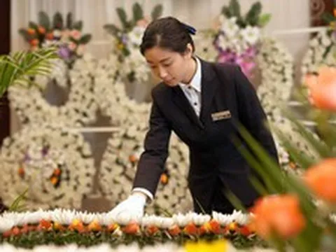 Ngành học dạy làm đám tang tại Trung Quốc: Ế ẩm bỗng hóa mỏ vàng, điểm chuẩn cao ngất, sinh viên giành giật nhau, 100% có việc làm