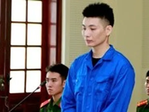 Người đàn ông dùng dao đâm 4 điều dưỡng và người nhà bệnh nhi lĩnh 15 năm tù