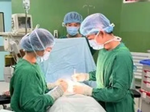 Thanh niên gãy 'của quý' vì thói quen kỳ quặc mỗi sáng