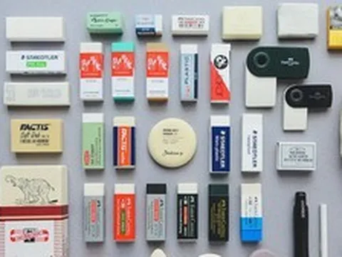 Vì sao cục tẩy thường có vỏ bọc bằng giấy cứng bên ngoài?