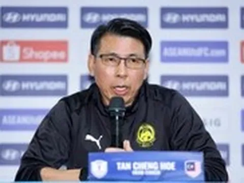 HLV Tan Cheng Hoe liên tục than vãn chuyện lực lượng và nói Việt Nam mạnh hơn