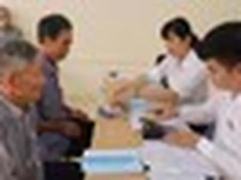 Nghỉ hưu trước tuổi năm 2026: Ai được nghỉ sớm 5-10 năm mà không bị trừ lương hưu?