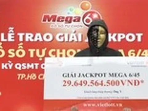 Mua vé từ người bán dạo, cựu quân nhân ở TP.HCM trúng Vietlott 29,6 tỉ đồng