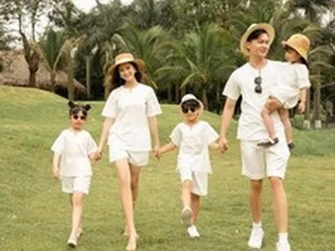 "Con trai lớn tránh mẹ, con gái lớn tránh bố": Từ mấy tuổi là vừa?