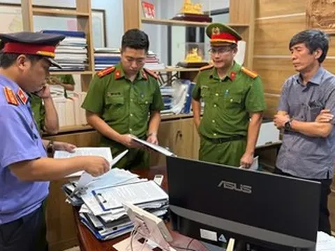 Bắt Giám đốc Ban QLDA Đầu tư xây dựng và Phát triển đô thị TP Huế