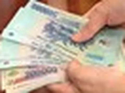 Đủ 20 năm đóng BHXH, nghỉ hưu năm 2026: Lao động nam, nữ nhận lương hưu khác nhau thế nào?