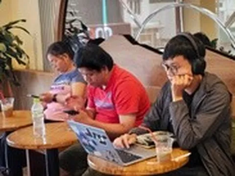 Gen Z thích làm việc tại quán cà phê hơn ở nhà?