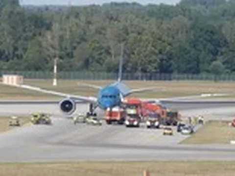 Cục Hàng không Việt Nam: Chuyến bay VN34 va quệt đuôi khi cất cánh, 287 người an toàn
