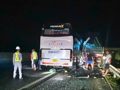 Lời khai của tài xế xe khách tông ô tô tải khiến nữ du khách Nga tử vong