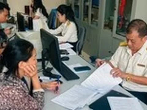 Ngừng kinh doanh, doanh nghiệp vẫn gánh hàng chục triệu đồng lệ phí, tiền phạt