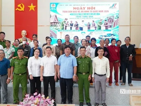 Đời sống và Pháp luật chung tay "tiếp sức" cho hàng chục hộ khó khăn ở Quảng Ngãi