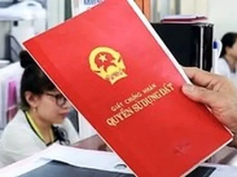 Chính phủ yêu cầu đơn giản thủ tục cấp giấy chứng nhận quyền sử dụng đất