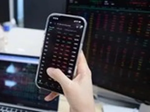Chứng khoán 19-8: Dầu khí hút tiền, VN-Index có vượt được vùng 1.750 điểm?