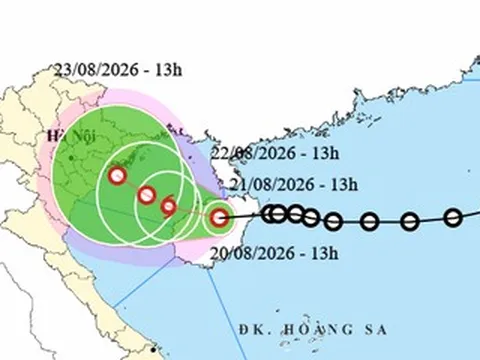Áp thấp nhiệt đới sắp vào Vịnh Bắc Bộ, khả năng mạnh lên thành bão số 4