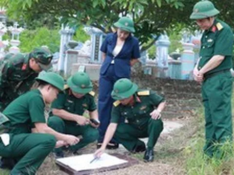 Khảo sát nơi nghi chôn cất khoảng 140 liệt sĩ tại khu vực núi đèo ở Huế