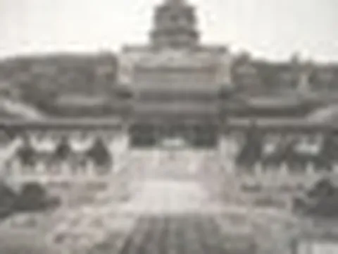 Đang xây tháp 9 tầng, Càn Long bất ngờ ra lệnh dừng: 8 chữ bí ẩn dưới lòng đất khiến hoàng đế sợ hãi