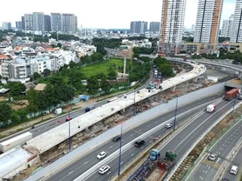 Siêu nút giao hơn 3.400 tỷ ở TPHCM sắp thông xe nhánh N4, vẫn mắc kẹt 2,2ha mặt bằng