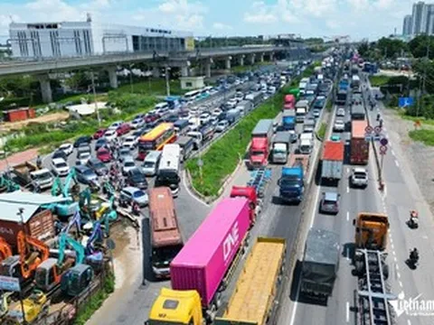 TPHCM dồn lực chống ùn tắc cửa ngõ, metro và xe buýt hợp sức chia tải dịp 2/9