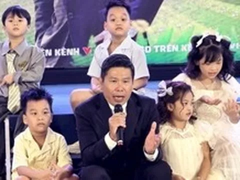 Các ông bố Phương Nam, Huy R, Thành Trung nghỉ việc dẫn con 'Bố ơi mình đi đâu thế?'