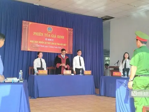 Cà Mau: Gần 300 cán bộ, người dân tham dự phiên tòa giả định về bảo vệ nguồn lợi thủy sản