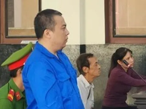 'Nói chuyện' bằng dao sau mâu thuẫn, 1 người chết, 1 người lãnh 18 năm tù
