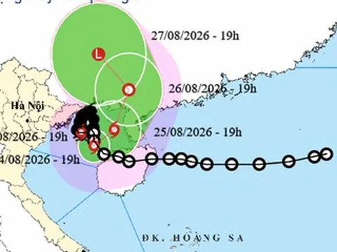 Bão số 4 Narra bắt đầu ngoặt ra ngoài, miền Bắc khi nào giảm mưa lớn?