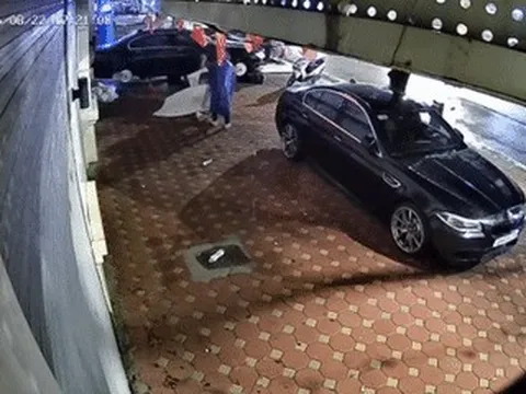 Clip: Mang xe cải tiến đi trộm mâm lốp ô tô BMW ở Hà Nội