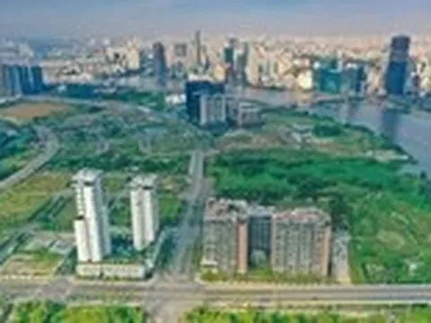 Xuất hiện doanh nghiệp bất động sản có khoản vay nghìn tỉ với lãi suất lên gần 16%