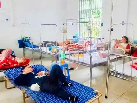 105 người ở Gia Lai nhập viện cấp cứu sau khi ăn bánh mì, có cả 2 cha con chủ tiệm