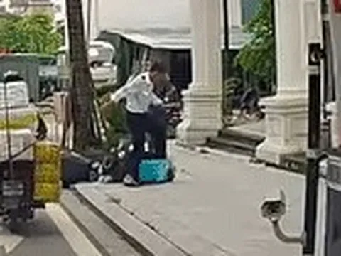 Xác định người hành hung nam shipper tại khu đô thị ở Hà Nội