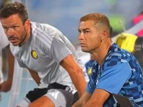 Ronaldo rời sân sau hiệp 1, Al Nassr lội ngược dòng không tưởng