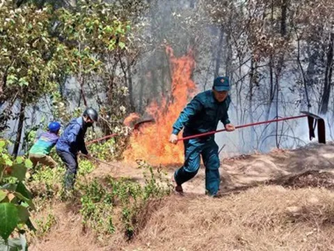 Báo động: Hơn 10 điểm cháy ở Huế do đốt vàng mã dịp Vu Lan
